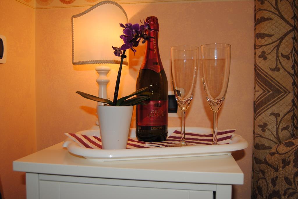 Il Colonnato Bed & Breakfast Rome Bagian luar foto