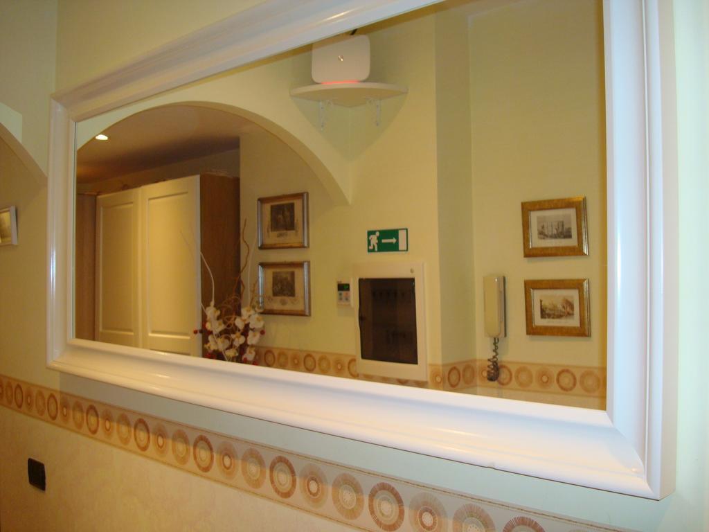 Il Colonnato Bed & Breakfast Rome Bagian luar foto